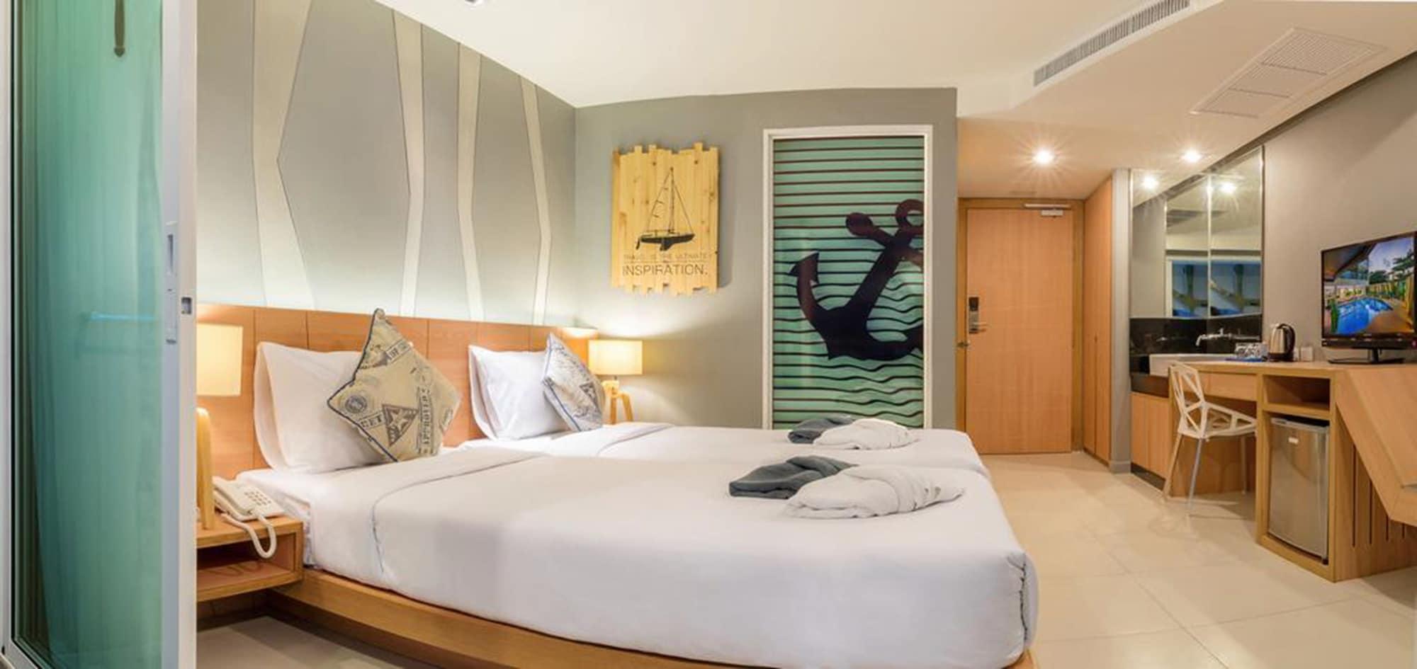 Ratana Patong Beach Hotel By Shanaya Exterior photo